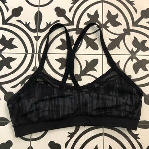 Lululemon sports bra